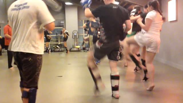 Fedor Training in Holland- Warming up смотреть онлайн