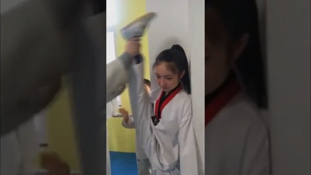 柔韌性訓練- Flexibility training 柔軟性-トレーニング смотреть онлайн