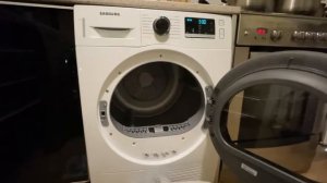 Распаковка – Сушильная машина Samsung DV90TA040AE/LP