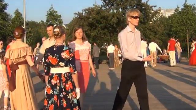 Па-де-грас парк Горького www.rpu-dance.ru смотреть онлайн