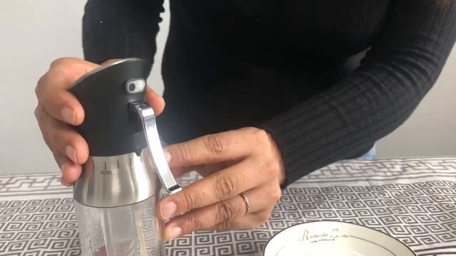 KDL-413 2 in 1 Oil & Vinegar Sprayer смотреть онлайн