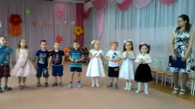 Мальчишки жгут!!! Песня про бабушку! смотреть онлайн