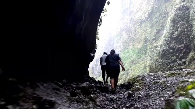 5 Days East Java Trip смотреть онлайн