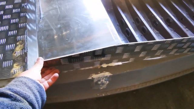 лодка Крым М делаем новые консоли и носовую палубу смотреть онлайн