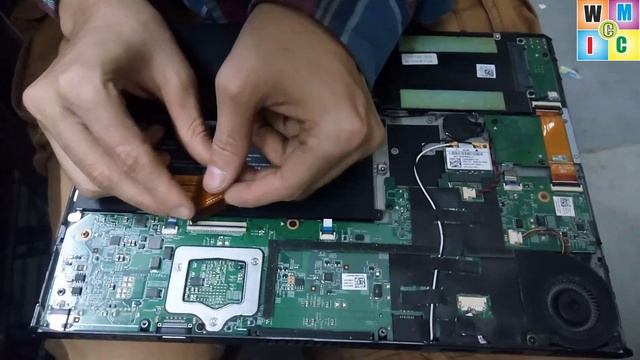 How to change laptop inbuilt Battery (Dell Vosto V130 ) смотреть онлайн