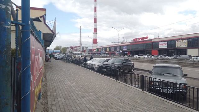 В районе рынка КрасТЭЦ ( Красноярск правобережный ) Май 2023 смотреть онлайн