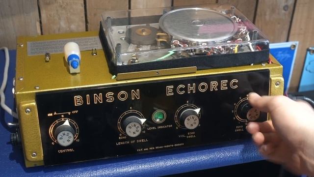 Pink Floyd & Zeppelin's SECRET WEAPON! | Friday Fretworks