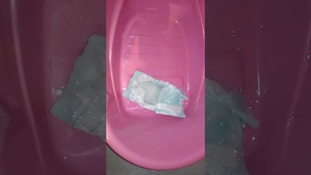 Сколько может впитать памперс 4 смотреть онлайн