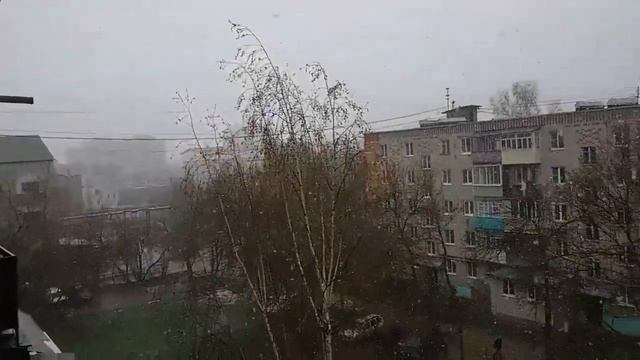 Снег 10 мая 20 17 года Город Александров. смотреть онлайн