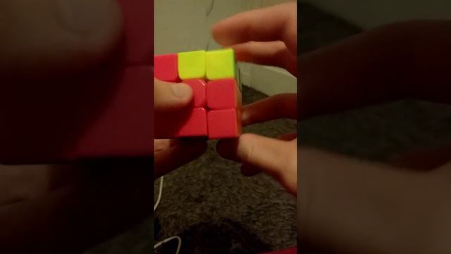 Bad cuber, bad cube, bad colour scheme, bad cross, bad f2l, decent oll, bad pll, bad time смотреть онлайн