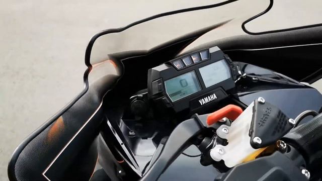 Yamaha SIDEWINDER B TX SE 153 смотреть онлайн
