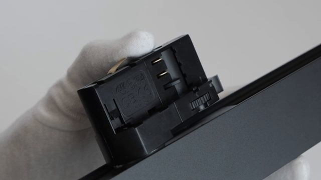 Трековый светильник HOKASU 35/40 TR4 смотреть онлайн