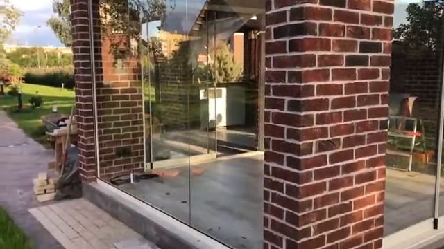 Остекление безрамными системами в Петергофе смотреть онлайн