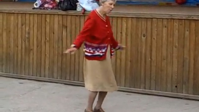 Странные танцы смотреть онлайн