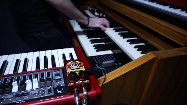 Lounsberry Organ Grinder with Hammond M3/nord electro 5D & Leslie 3300WP смотреть онлайн