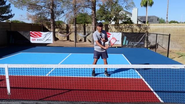 How to Hit a Perfect Backhand Dink смотреть онлайн