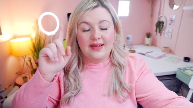 STUDIO VLOG 🌱 Beanies & Plushies?! Preparing the shop for a update, & Illustrating Valentine Goodie смотреть онлайн