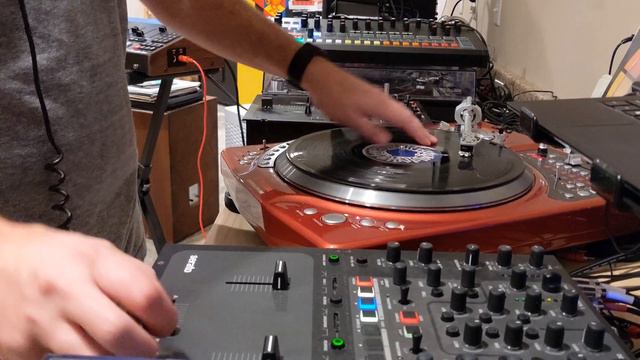 Oberheim DX MIDI Jam ... смотреть онлайн