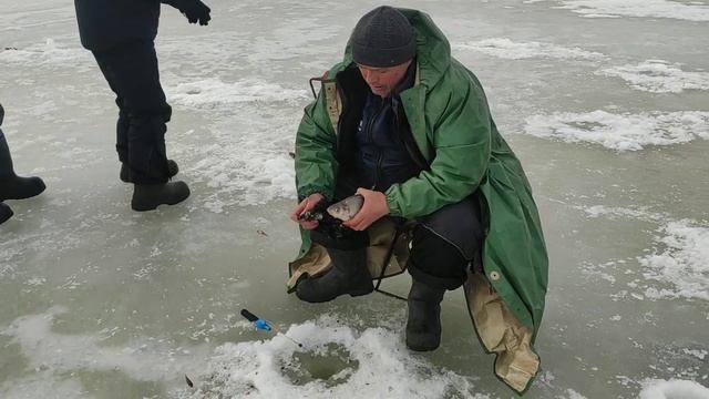 Рыбалка выходного дня на реке Косьва 14.03.2020 смотреть онлайн