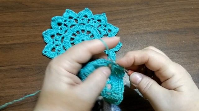 МК: Как связать крючком сервировочную салфетку? | Пошаговый мастер-класс смотреть онлайн