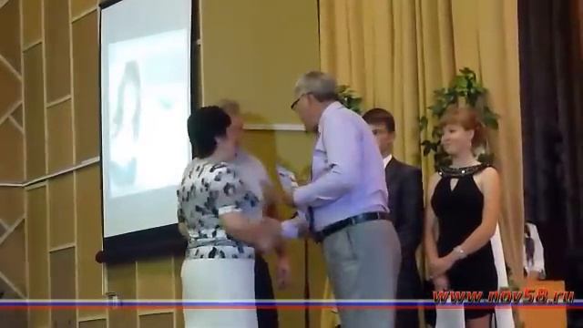 Выпускной бал Камешкирской средней школы смотреть онлайн