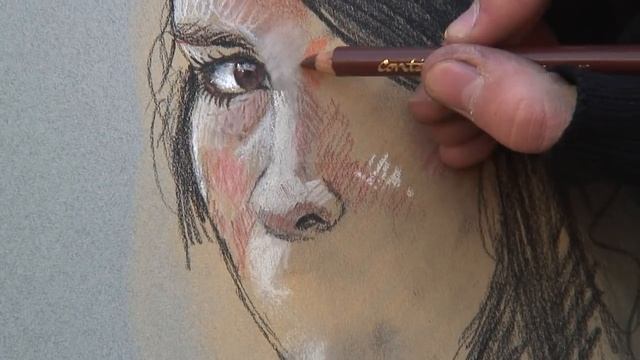 Colour portrait demo by place du tertre "GUEST" artist Stephane Plouviez. смотреть онлайн