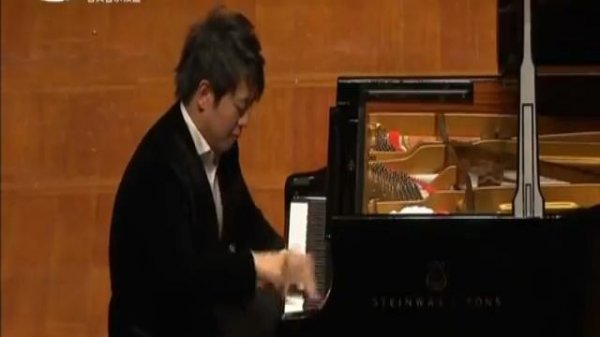 Lang Lang Franz Liszt - La Campanella  2012.mp4