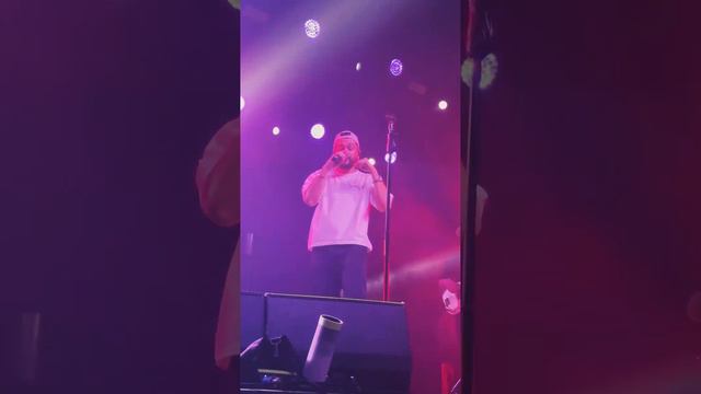Jony исполнил силуэт вживую 😻 смотреть онлайн