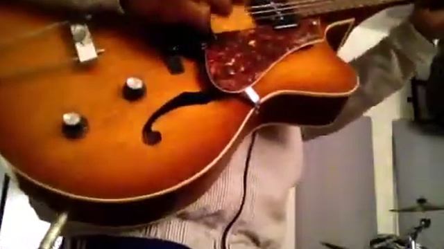 Reggae Guitar with the Godin 5th Ave; Swaby смотреть онлайн
