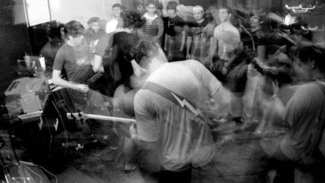 01 Make Me - Rubber Sidewalks смотреть онлайн