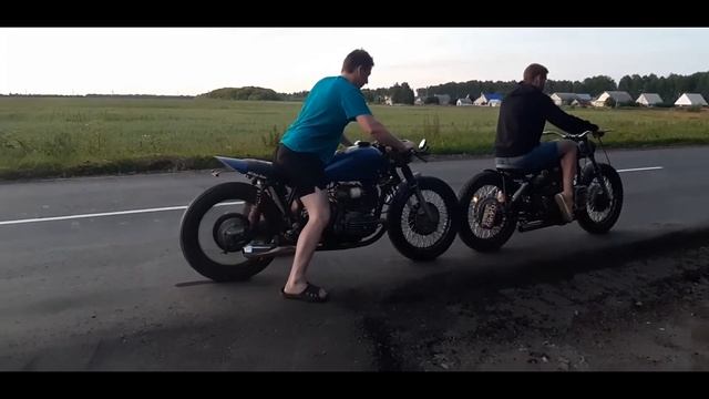 Проект MT Cafe Racer на базе днепр 11 Burnout смотреть онлайн