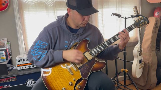 Ibanez vs Gretsch: hollow body vs semi hollow body смотреть онлайн