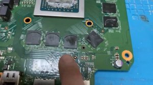 X Box One X включается, нет изображения. Микросхема TDP158 делаем перемычки.