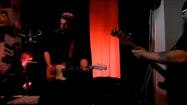 Lucky 313 : Fight back -- Cafe Intro 02/2011 смотреть онлайн