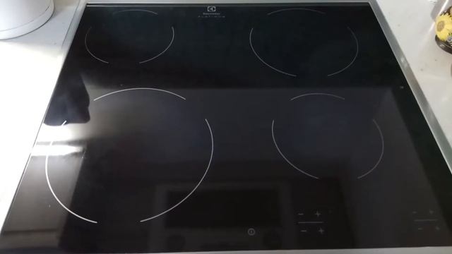 Варочная поверхность Electrolux CPE6421KX Продаётся б/у за 12000 рублей смотреть онлайн