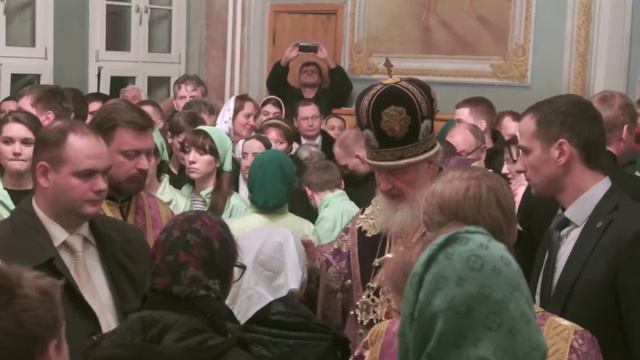 4 марта 2017 Святейший Патриарх Кирилл совершил всенощное бдение в Заиконоспасском монастыре смотреть онлайн