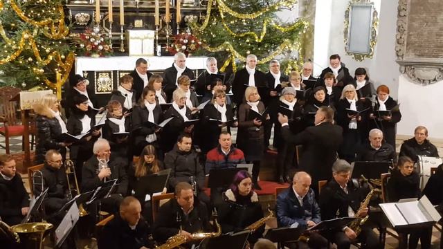 Koncert kolęd chóru Skoranta i Orkiestry Dętej pod batutą Piotra Koziara смотреть онлайн