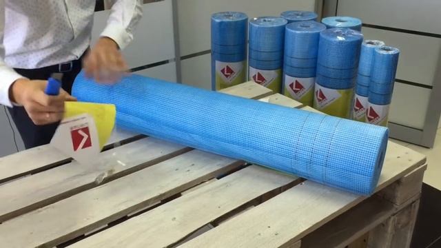 видеообзор стеклосетка штукатурная 5x5 160 г/м2 LIHTAR синяя смотреть онлайн