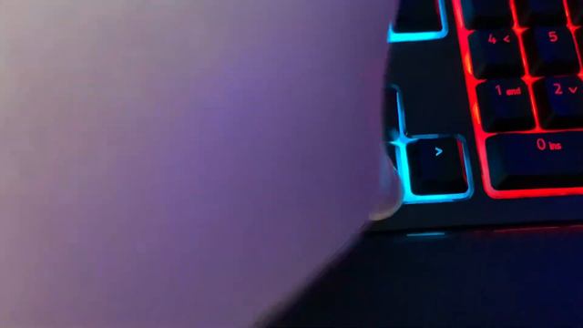 Клавиатура Razer Ornata Chroma смотреть онлайн