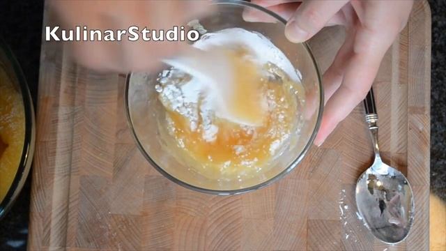 Пирожки с повидлом - Рецепт KulinarStudio смотреть онлайн