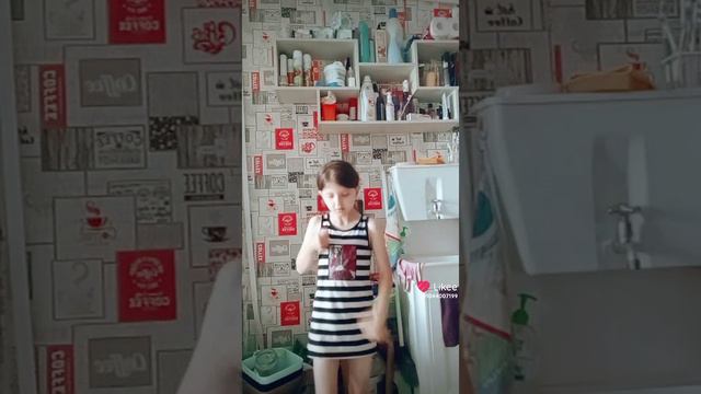 видео из лайка смотреть онлайн