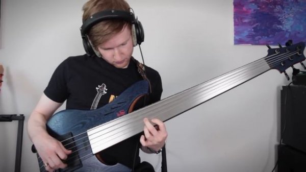 Fretless GUITAR sounds MAJESTIC