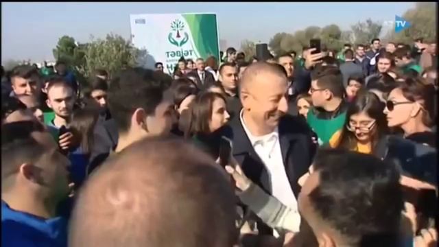 Prezidentlə selfisinə görə məşhurlaşan gənc kimdir? смотреть онлайн