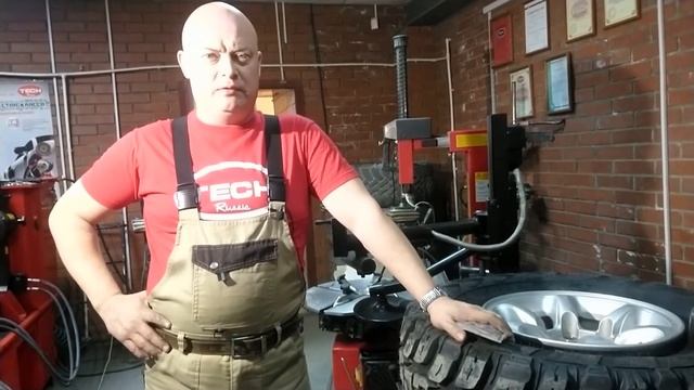 Мал, да удал! Используем микробисер (компаунд) для балансировки колеса смотреть онлайн