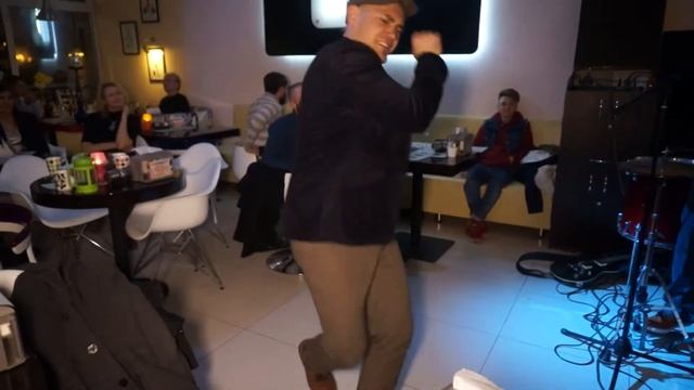 18. Красное Винишко | ПРИМОРСКИЙ ПАРК в Севастополь, MOMO Cafe-Bar, 01.03.2015г. смотреть онлайн