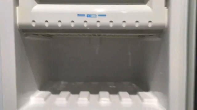 Холодильник STINOL KWT30580 смотреть онлайн