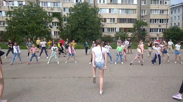 РАЗВЛЕКАТЕЛЬНАЯ ПРОГРАММА "РАДУГА ЛЕТА" смотреть онлайн