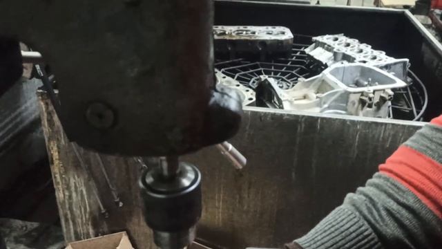 Как почистить клапан от нагара шурупом. смотреть онлайн