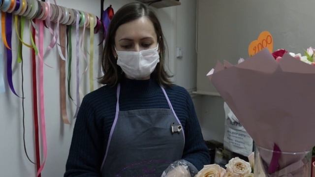 Как выбрать лучшие цветы: объясняет флорист из Крылатского