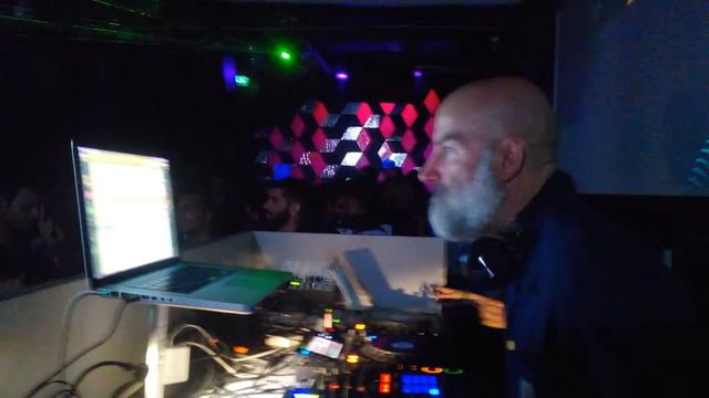 qLAB - 04/10/2013 - Carlo Mognaschi DJ смотреть онлайн